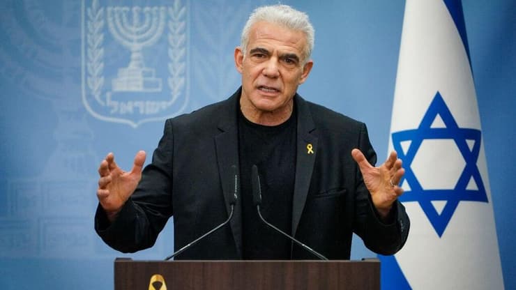 יאיר לפיד בישיבת סיעה