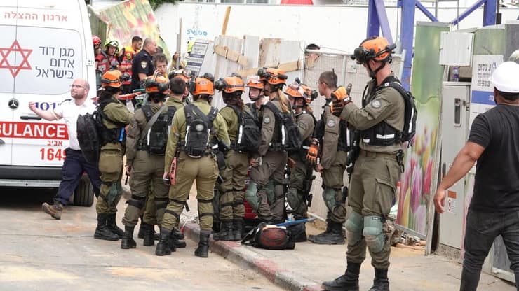 זירת קריסת אתר בנייה ברח' הרכסים ברמת גן