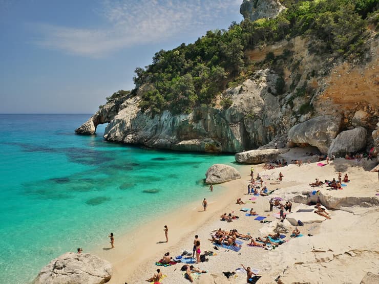 חוף קאלה גולוריצה (צילום: Nature / shutterstock) חוף קאלה גולוריצה