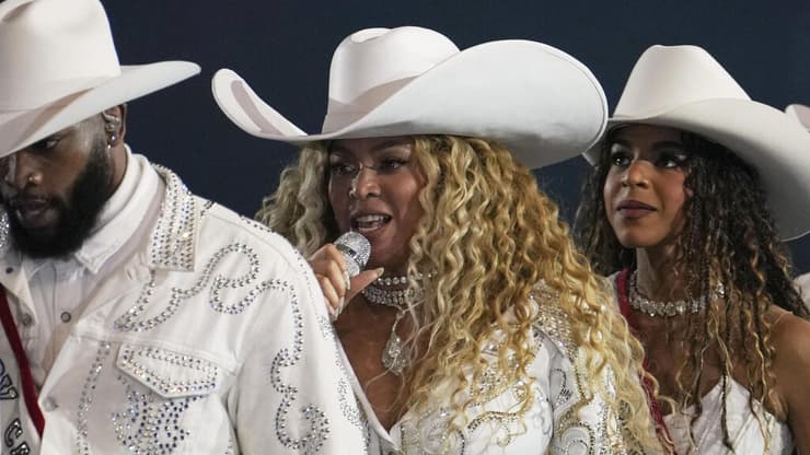 ביונסה בלו אייבי קרטר