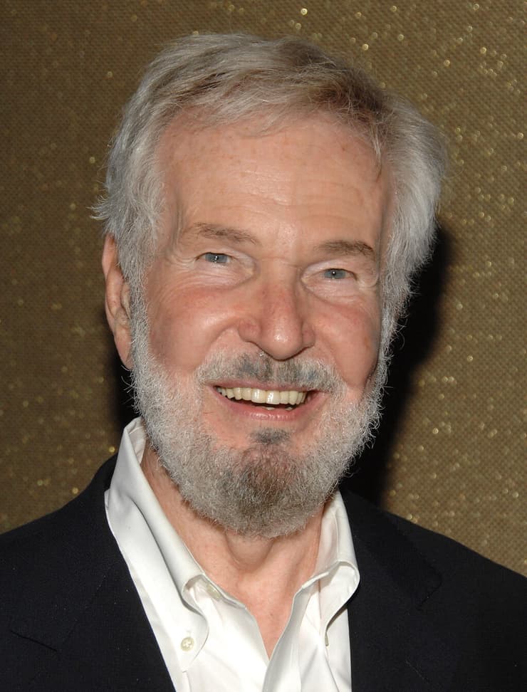 רוברט בנטון