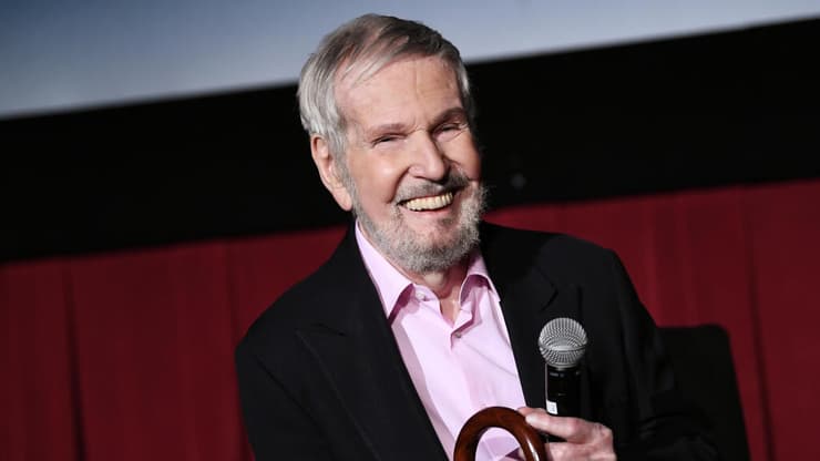 רוברט בנטון