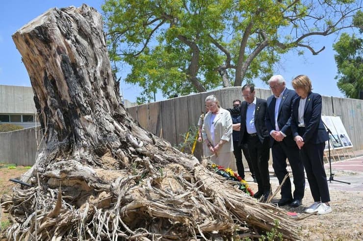 ביקורם של נשיא המדינה ונשיא גרמניה בקיבוץ בארי
