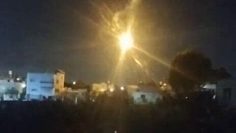 פצצת תאורה בכפר ברוקין, ממערב לסלפית, לאחר פיגוע הירי בכביש 446 בין ברוכין לפדואל