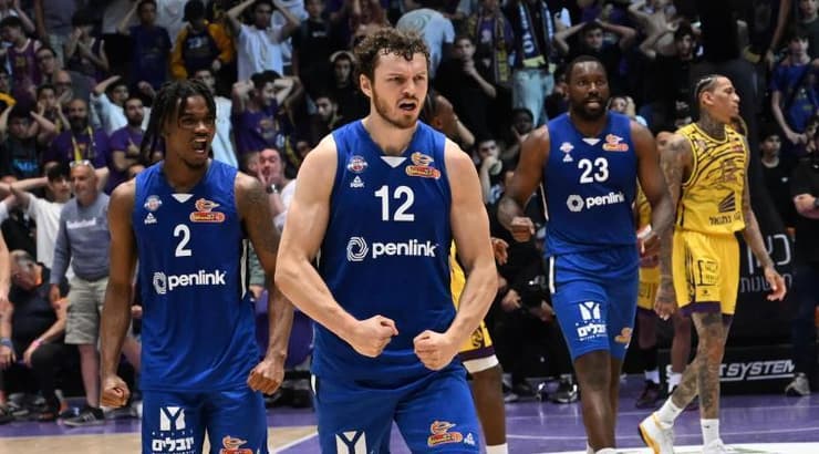 ג'ון מיקס בטירוף (ראובן שוורץ) ג'ון מיקס בטירוף