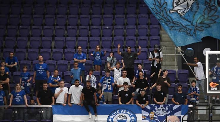 אוהדי בני הרצליה (ראובן שוורץ) אוהדי בני הרצליה