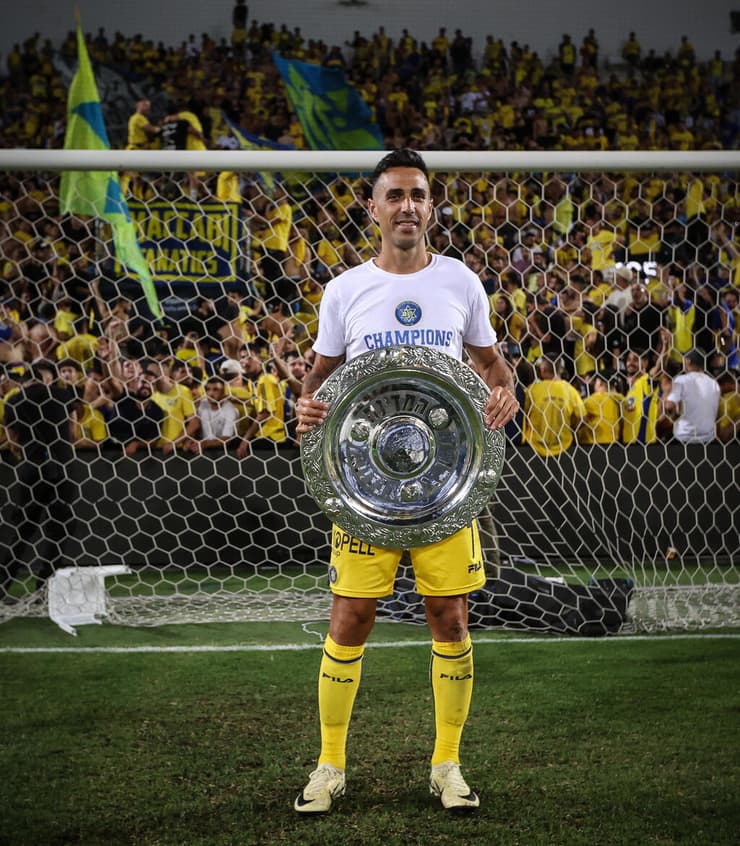 האליפות בבית. זהבי (צילום: עוז מועלם) האליפות בבית. זהבי