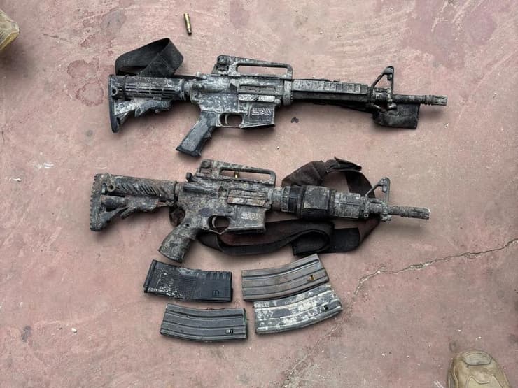 אמצעי הלחימה שאותרו על ידי כוחות צה"ל בזמן המצוד אחרי המחבל מאירוע הירי בברוכין