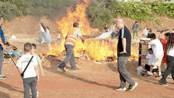 צילום: קובי קואנקס ילדי בתי הספר של ראשון לציון במדורה קהילתית