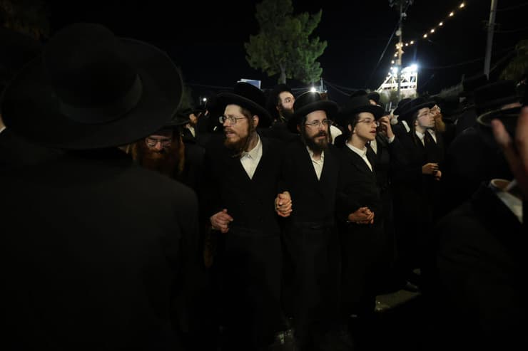 חוגגים במירון