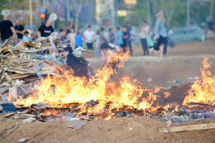 ילדי בתי הספר של ראשון לציון במדורה קהילתית