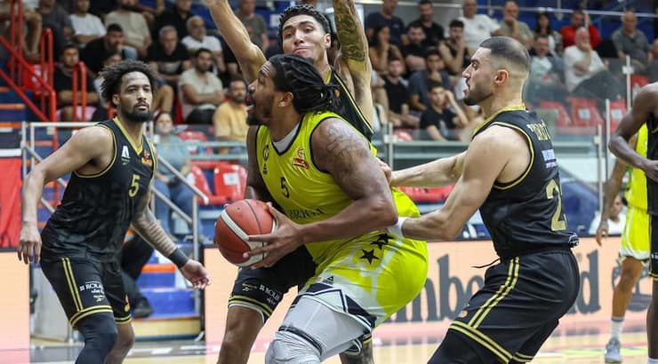 ברייס וושינגטון בין שחקני עפולה