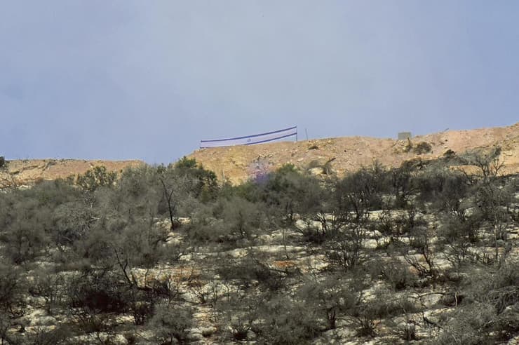 הדגל הענק במבט מהצד הישראלי