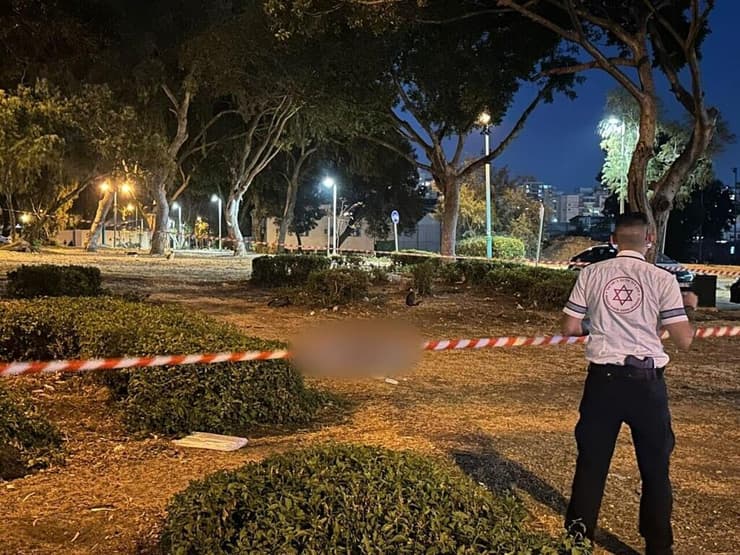 שני גברים אותרו עם סימני אלימות על גופם בפארק סולד בקריית ים