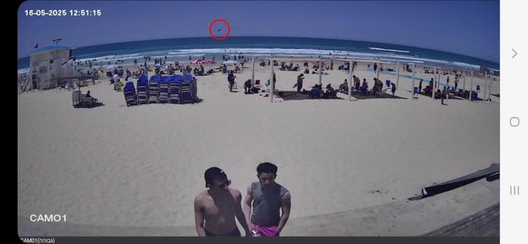  תיעוד התרסקות המטוס בחוף הים בבת ים