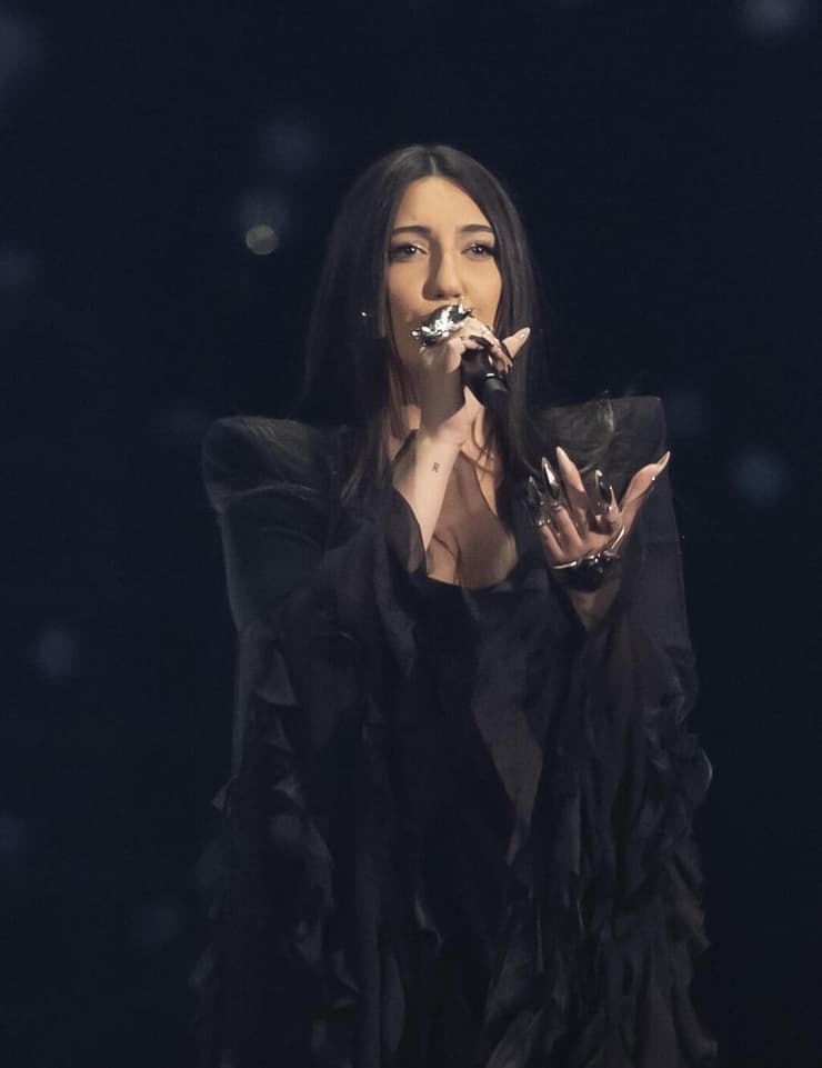 יובל רפאל שרה בחזרה הגנרלית לאירוויזיון