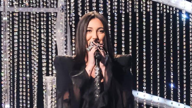 יובל רפאל בגמר אירוויזיון 2025 (צילום: גיל נחושתן) יובל רפאל אירוויזיון 2025 ביצוע גמר