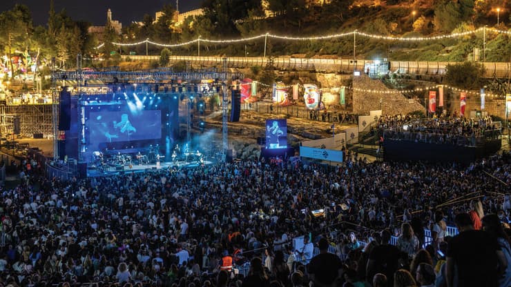 קיץ בבריכת הסולטן