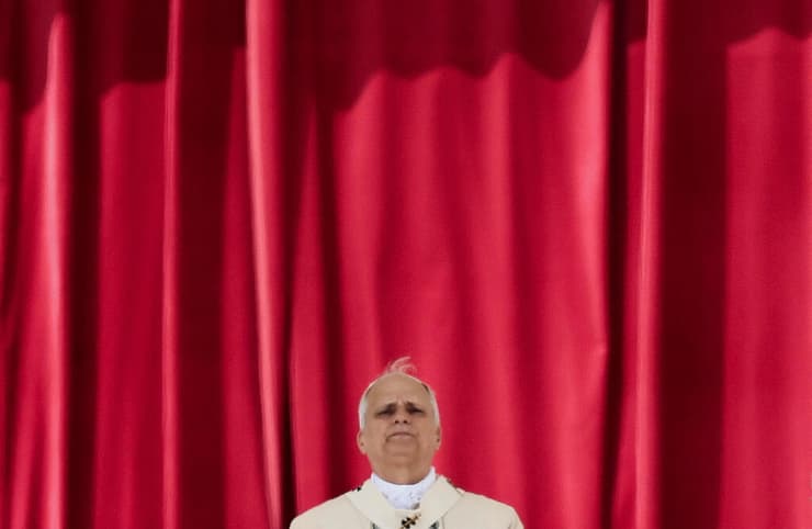 "כל האמריקנים מתרגשים מזה". האפיפיור ליאו ה-14, היום (צילום: REUTERS/YARA NARDI) ותיקן הוותיקן טקס השבעה הכתרה של האפיפיור אפיפיור ליאו ה-14 לאו ה-14