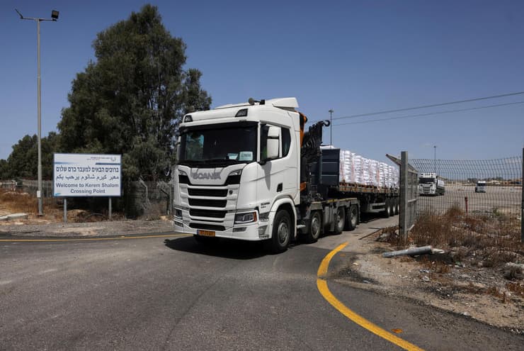 כרם שלום משאיות סיוע הומניטרי לרצועת עזה