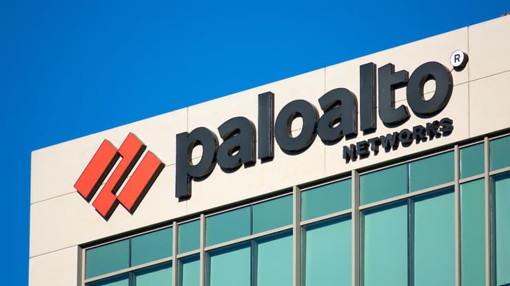 מטה פאלו אלטו בקליפורניה