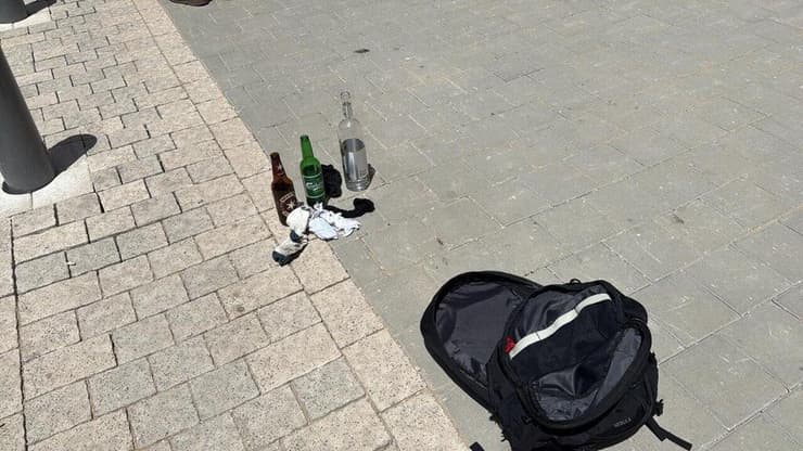 תייר השליך תיק עם חומרים להכנת בקבוקי תבערה ליד שגרירות ארה"ב בתל אביב