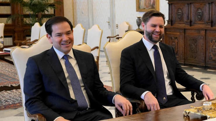 סגן נשיא ארה"ב ג'יי די ואנס ומזכיר המדינה מרקו רוביו נפגשים עם האפיפיור אפיפיור ליאו ה-14 בוותיקן