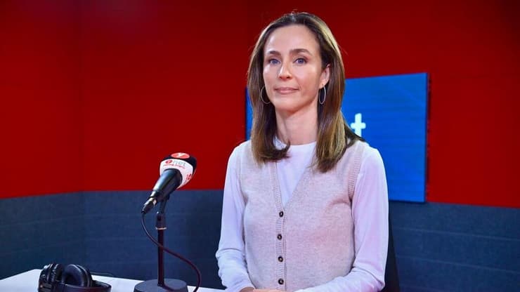 ח"כ כהן (צילום: קובי קואנקס) מירב כהן בפודקאסט 120 ואחת של מורן אזולאי