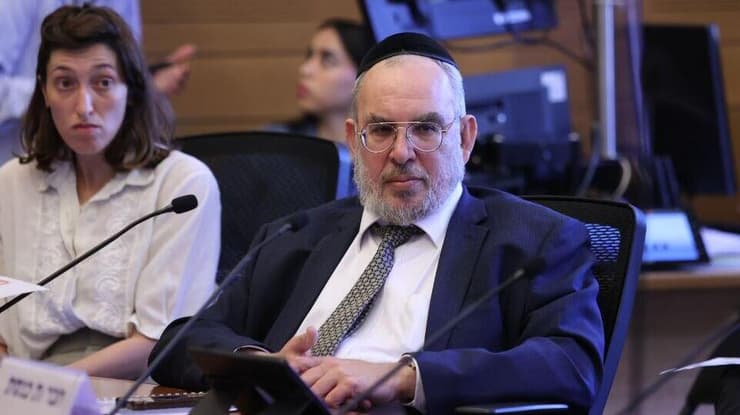 ח"כ יעקב אשר מיהדות התורה בדיון בוועדת הבריאות של הכנסת