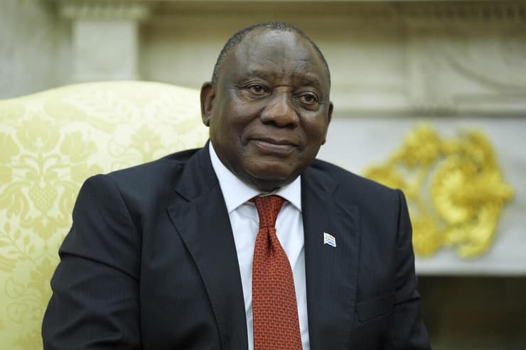 סיריל רמפוזה