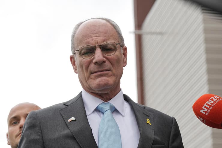 "העם היהודי יודע לקום מהאבל". השגריר לייטר (צילום: REUTERS/Ken Cedeno) יחיאל לייטר