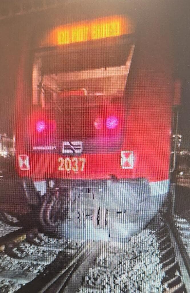 הרכבת שירדה מהמסילה במתחם בלוד, 16.4.2025