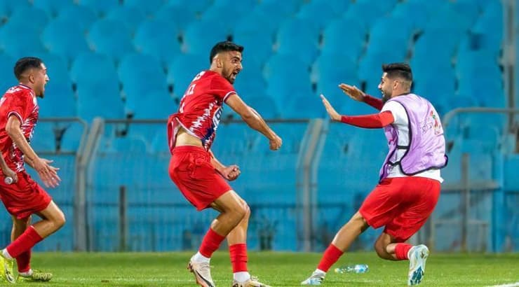 שחקני הפועל נוף הגליל חוגגים