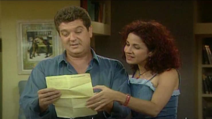 "הייתי שמחה להצטלם שוב לסדרה כזאת". ענת וקסמן ואבי קושניר ב"החיים זה לא הכל" (צילום מסך, ערוץ 2) ענת וקסמן ואבי קושניר ב"החיים זה לא הכל"