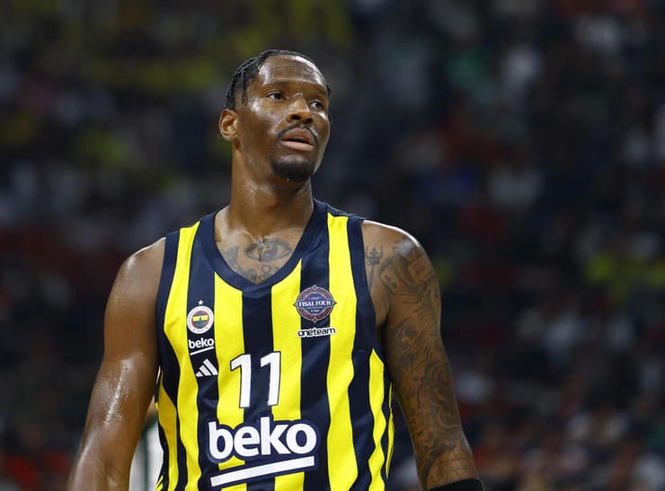 שחקן פנרבחצ'ה נייג'ל הייז-דייויס