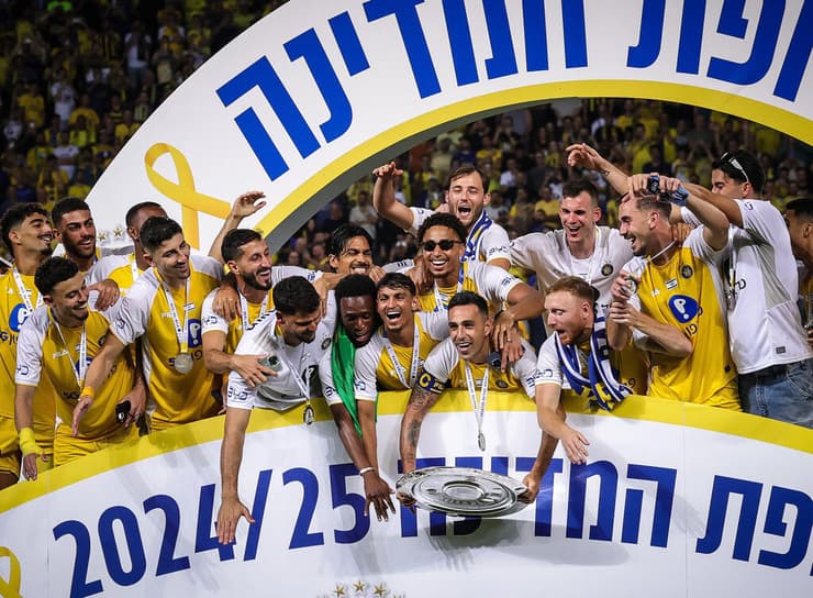 שחקני מכבי תל אביב