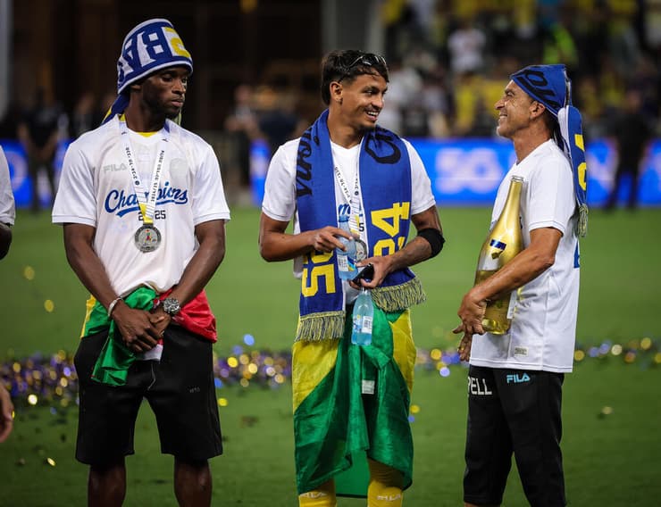 במרכז העניינים. פטאצ'י (צילום: עוז מועלם) פטאצ'י