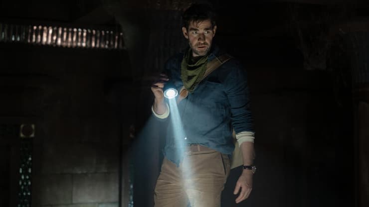 אינדיאנה ג'ונס ושודדי האלגוריתם. מתוך "מעיין הנעורים" (צילום: אפל TV) מתוך "מעיין הנעורים"