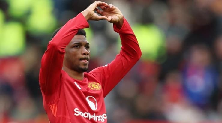 אמאד דיאלו חוגג (רויטרס) אמאד דיאלו חוגג