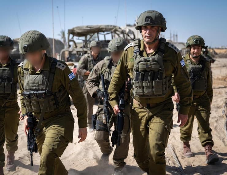 הרמטכ״ל רב-אלוף אייל זמיר, קיים הערכת מצב וסיור שטח בחאן יונס עם מפקד פיקוד דרום אלוף יניב עשור