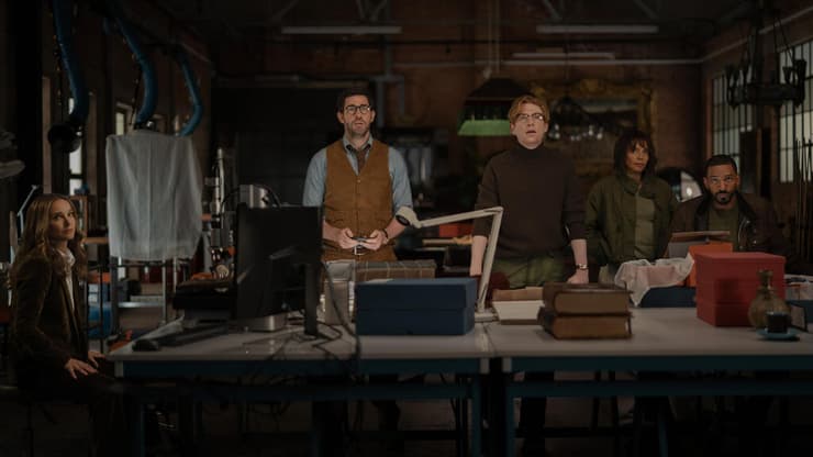 סטנלי טוצ'י אוכל קצ'ו אה פפה מחוץ לפריים. מתוך "מעיין הנעורים" (צילום: אפל TV) מתוך "מעיין הנעורים"