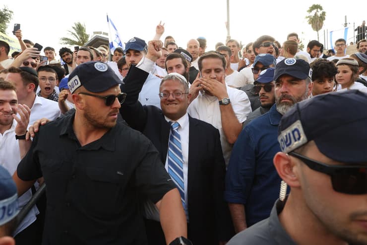 איתמר בן גביר בשער שכם