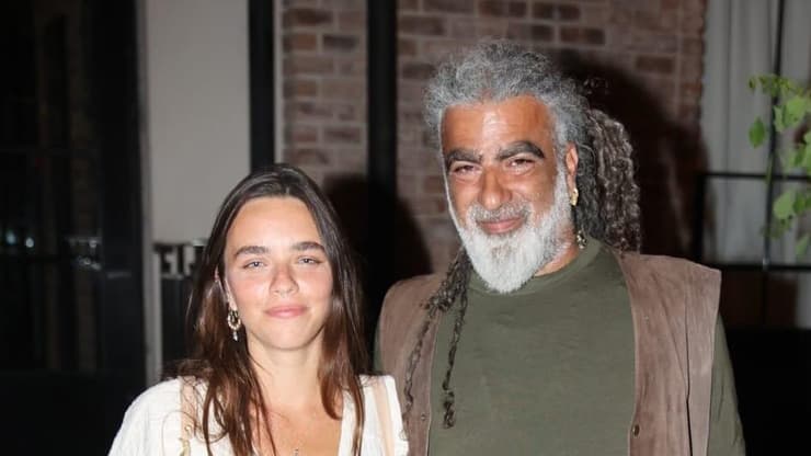 מוש בן ארי עם בת הזוג ג'ני זבישה