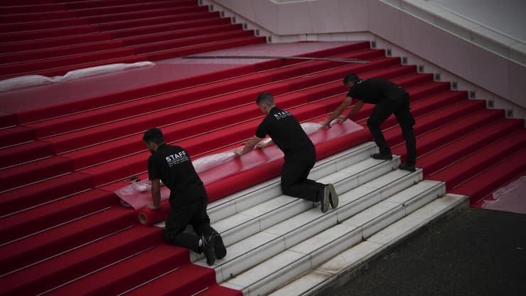 פורשים את השטיח האדום, פסטיבל קאן