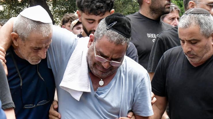הלווייתה של מעיין אמיר