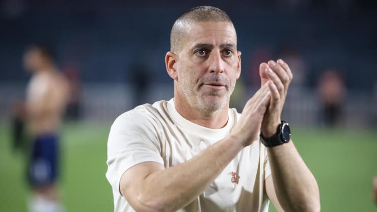 מאמן העונה. קוז'וך (צילום: עוז מועלם) קוז'וך