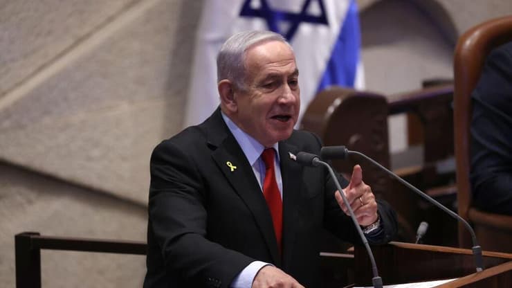 נתניהו בנאומו במליאת הכנסת (צילום: אלכס קולומויסקי) בנימין נתניהו במליאת הכנסת