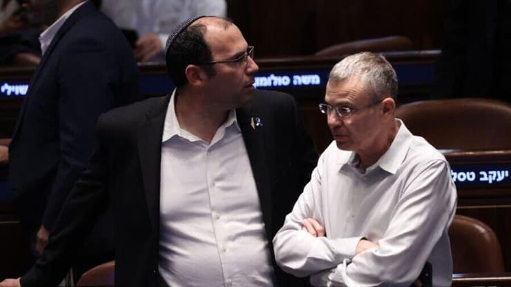 לוין ורוטמן. "חוזה מושלם לא קיים, וכנראה שגם חוק מושלם לא קיים" (צילום: אלכס קולומויסקי) ציון 600 ימים למלחמה ביציע של מליאת הכנסת