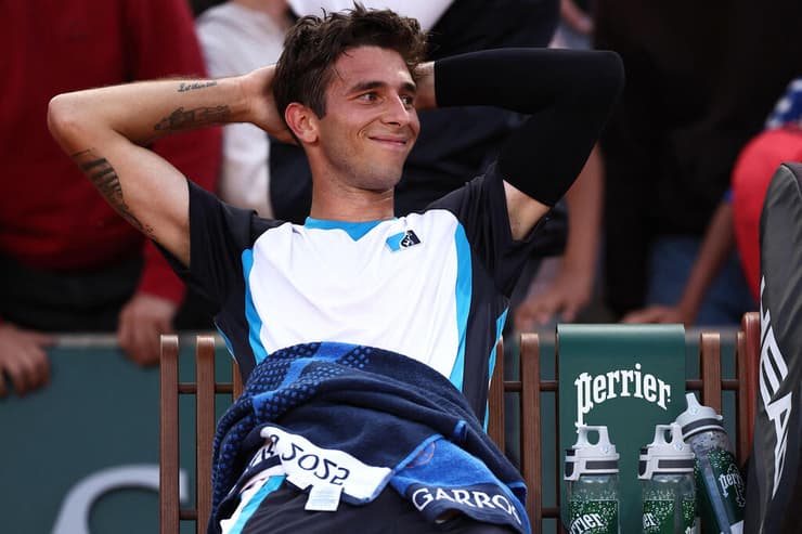 הפתעת היום. גיגאנטה (צילום: Anne-Christine POUJOULAT / AFP) מטאו גיגאנטה