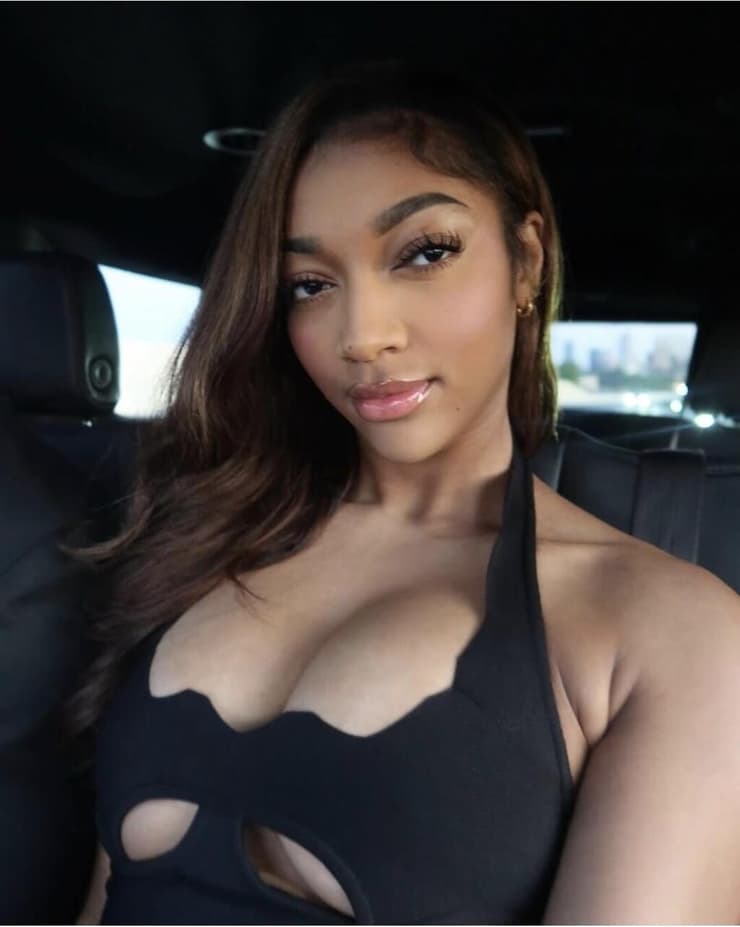 אנג'ל ריס שחקנית כדורסל